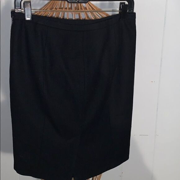 Ann Taylor Black Wool Blend Skirt Size 6 - Picture 2 of 7